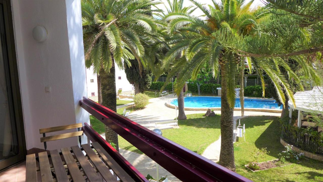 Apartamentos Corcega Palmyra Салоу Екстер'єр фото