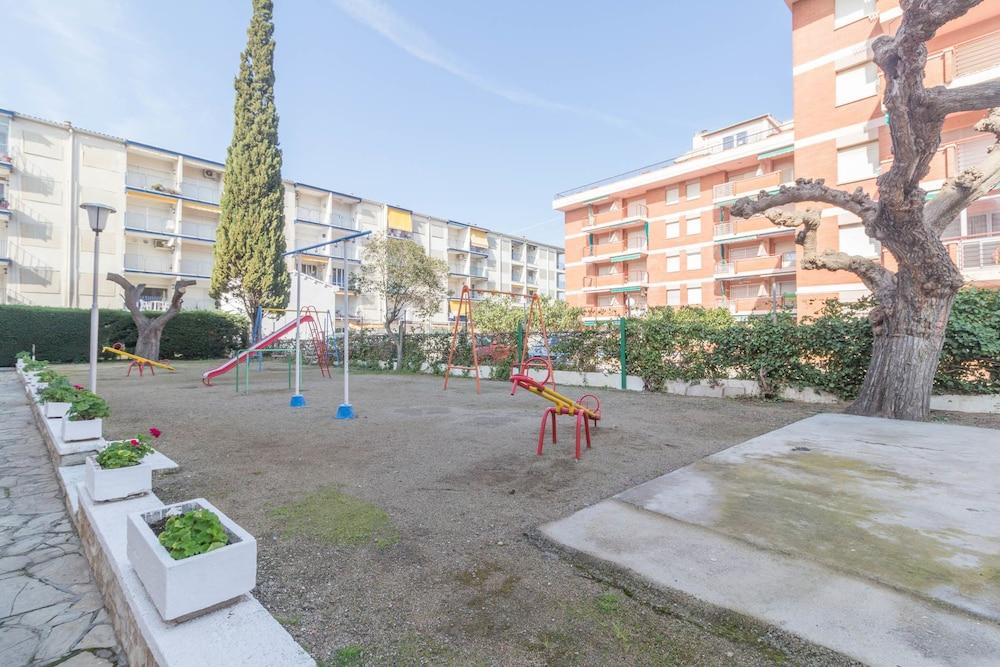 Apartamentos Corcega Palmyra Салоу Екстер'єр фото